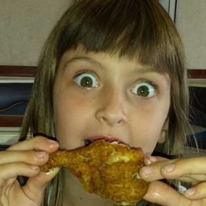 Meet your Posher, Dana